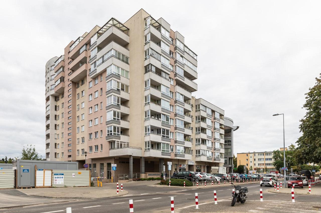 Superapart Konstancinska 2 Apartment Варшава Екстериор снимка