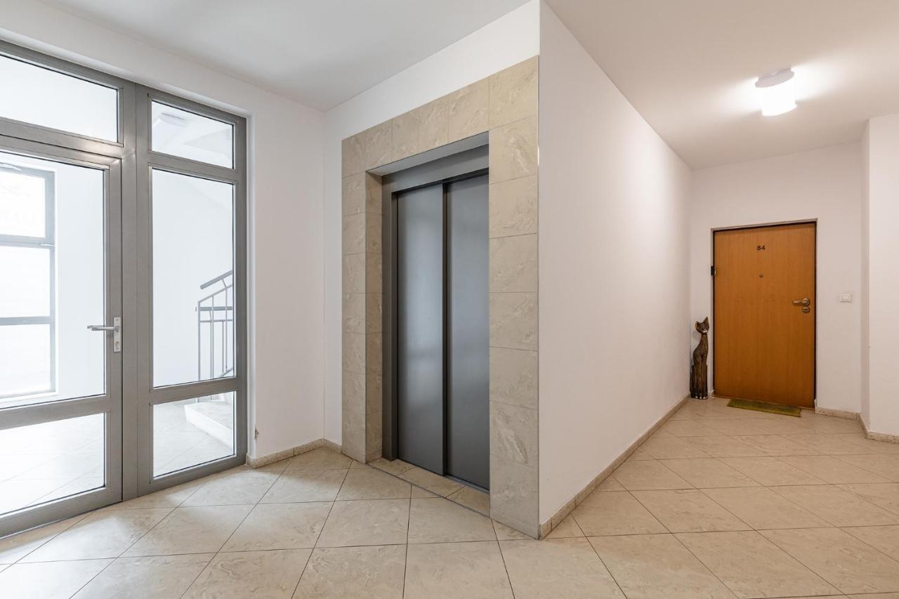 Superapart Konstancinska 2 Apartment Варшава Екстериор снимка
